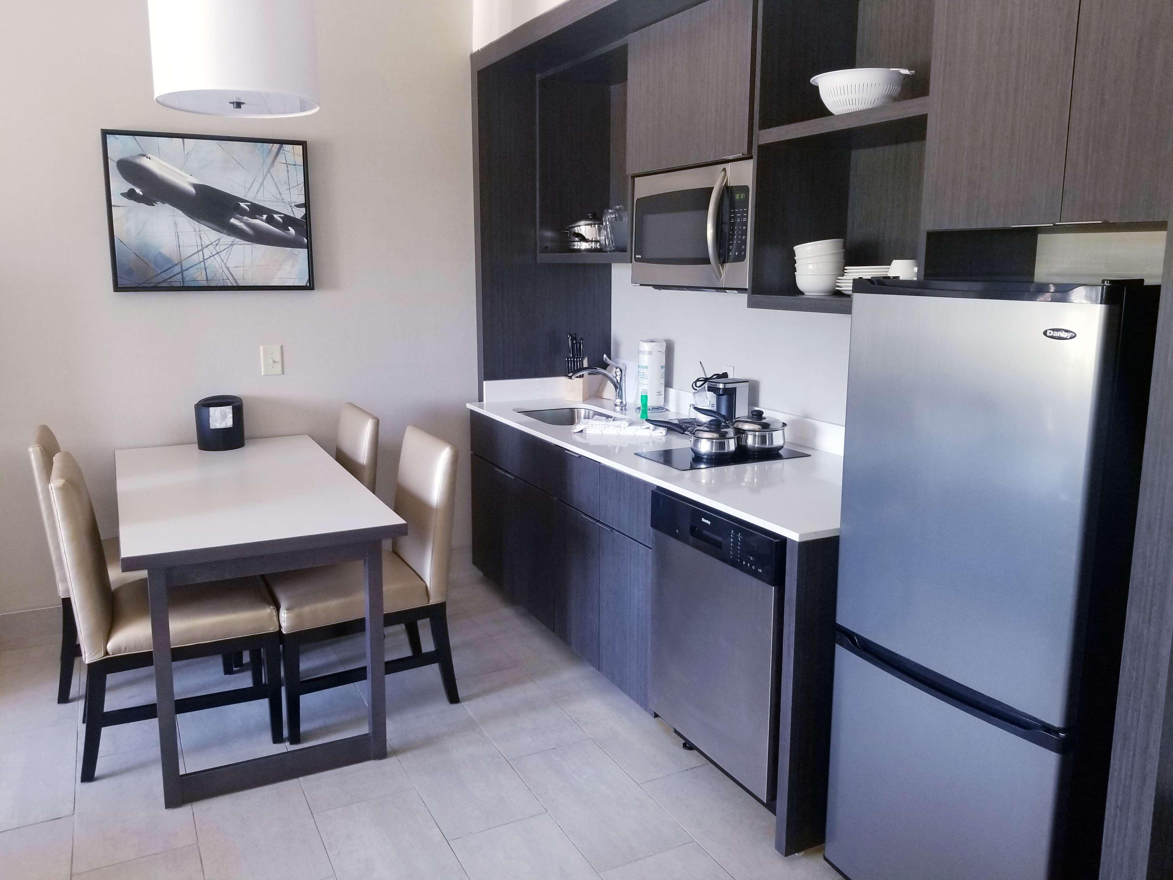 Best Western Plus Executive Residency Rigby'S Water World Hotel Warner Robins Exteriör bild