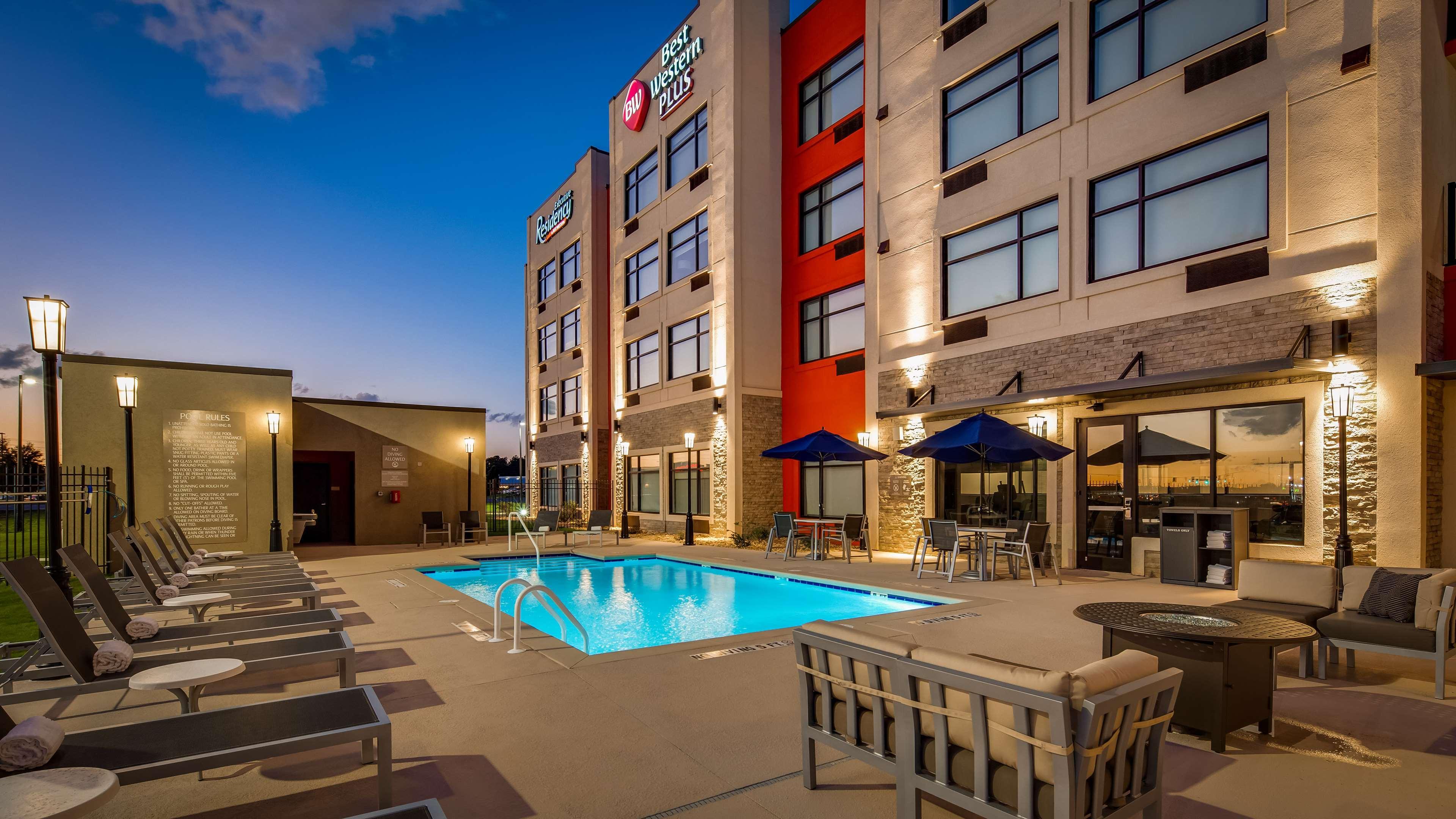 Best Western Plus Executive Residency Rigby'S Water World Hotel Warner Robins Exteriör bild