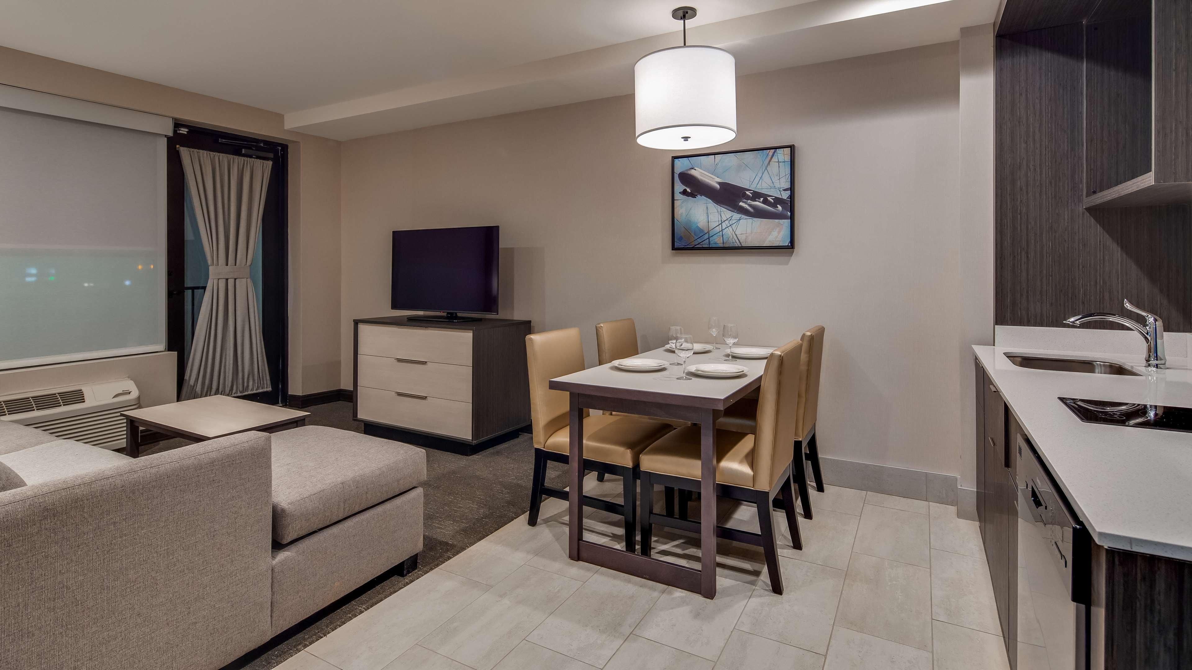 Best Western Plus Executive Residency Rigby'S Water World Hotel Warner Robins Exteriör bild
