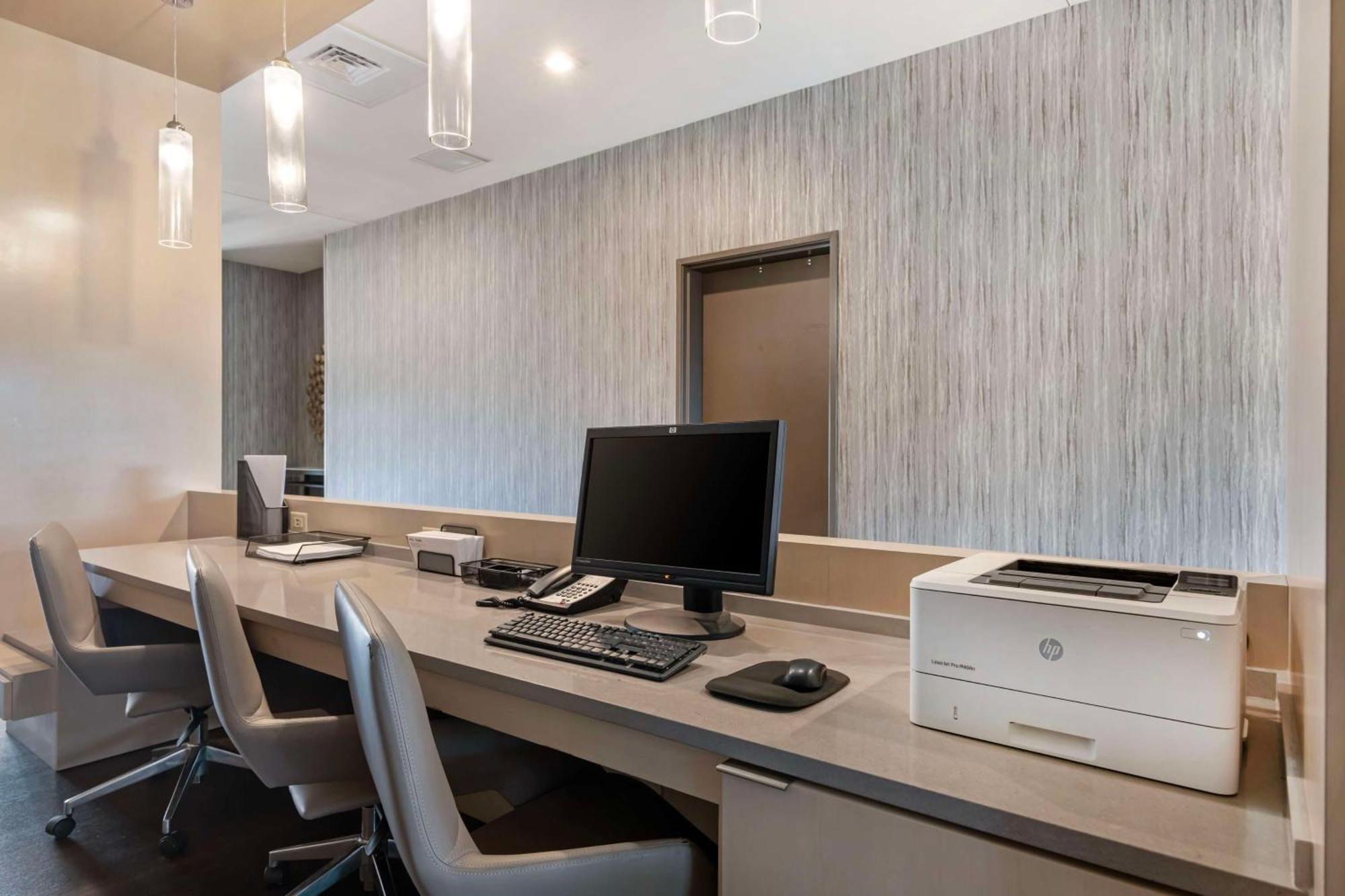 Best Western Plus Executive Residency Rigby'S Water World Hotel Warner Robins Exteriör bild
