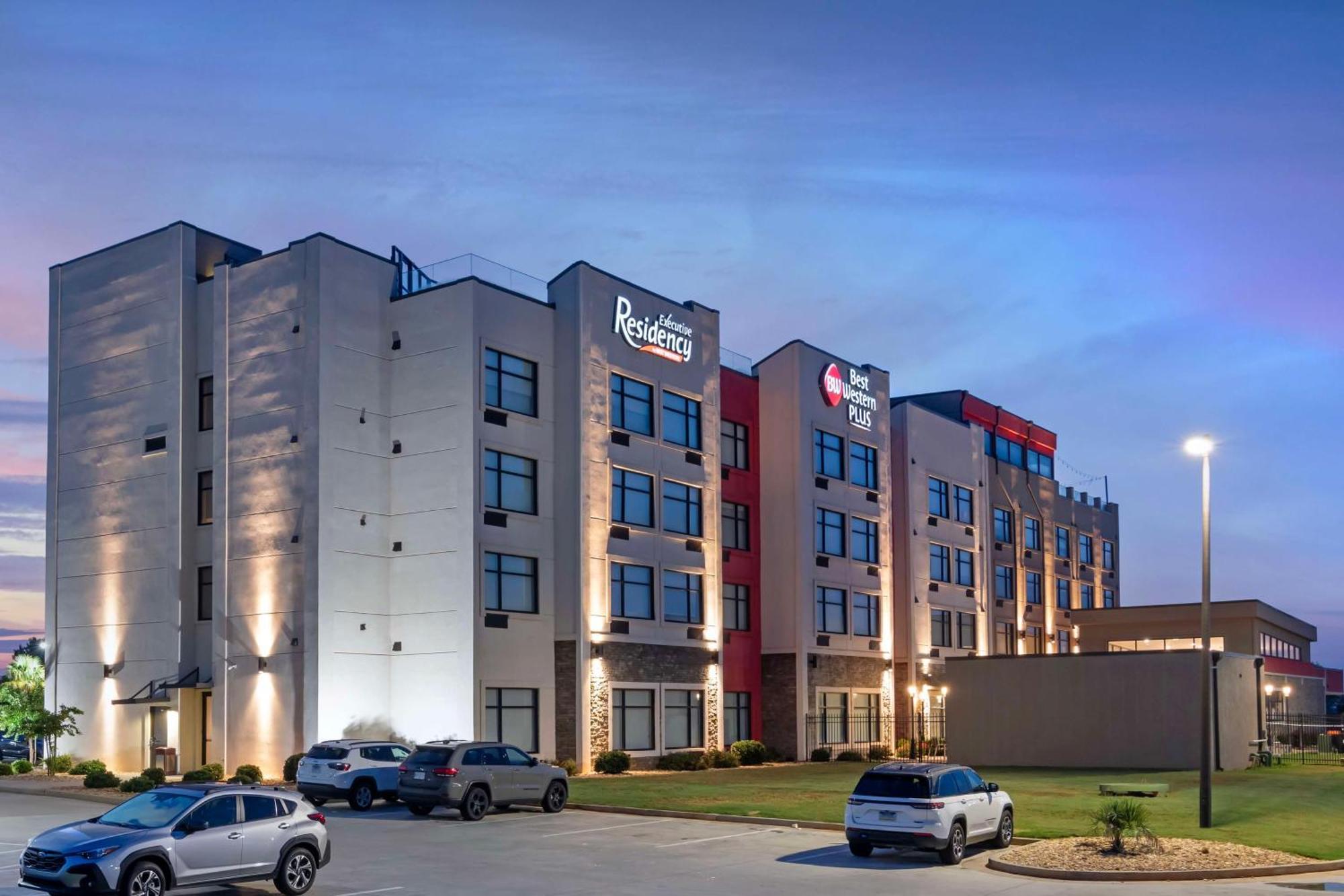 Best Western Plus Executive Residency Rigby'S Water World Hotel Warner Robins Exteriör bild